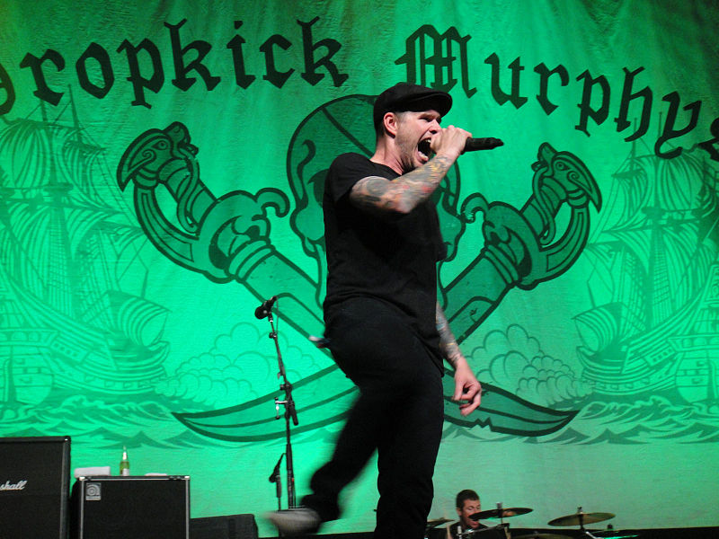 Not+even+the+Coronavirus+could+stop+Al+Barr+and+the+Dropkick+Murphys+from+playing+live+on+St.+Patricks+Day.