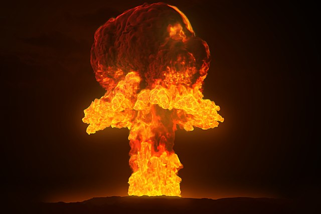 640px-Atom_Bomb_Nuclear_Explosion
