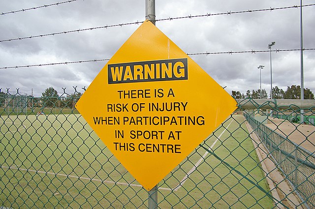 Sport_injury_warning_sign