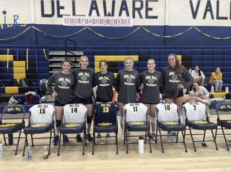 Del Val Volleyballs seniors ended their careers with another successful season.