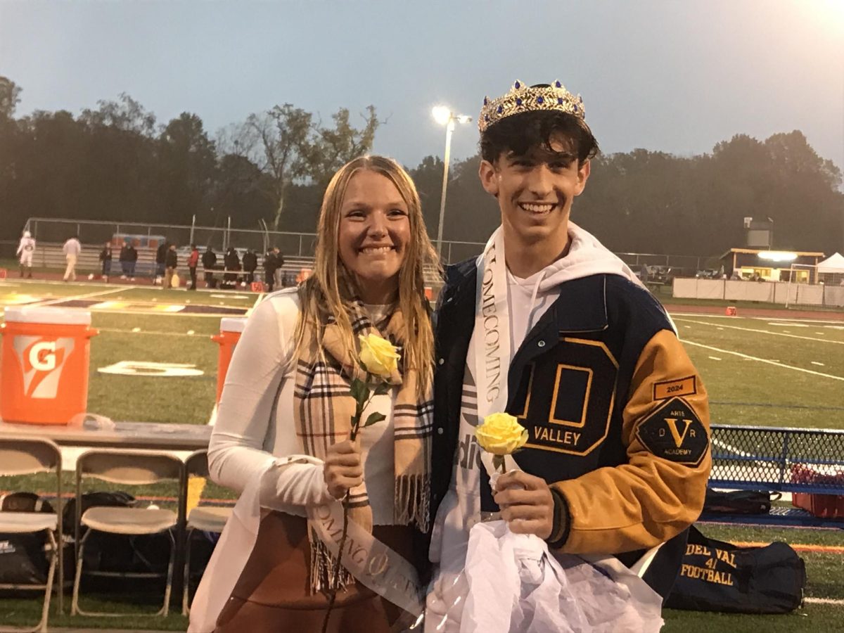 Linsey Godown and Dakota Krouse were revealed as the Homecoming Queen and King before the game.