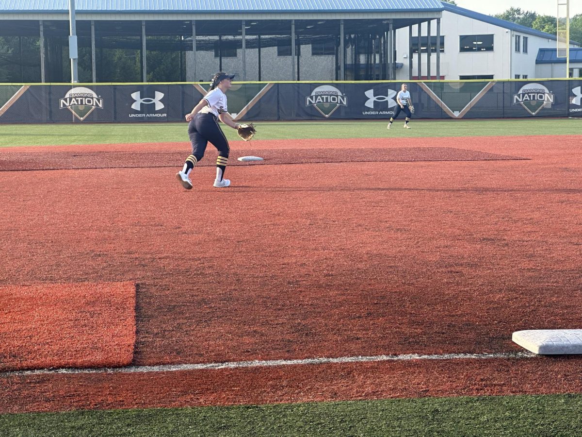 “My favorite play of senior night was my hit where I was able to make it safe at second base with a slide,” Emma Liskowaki said. 