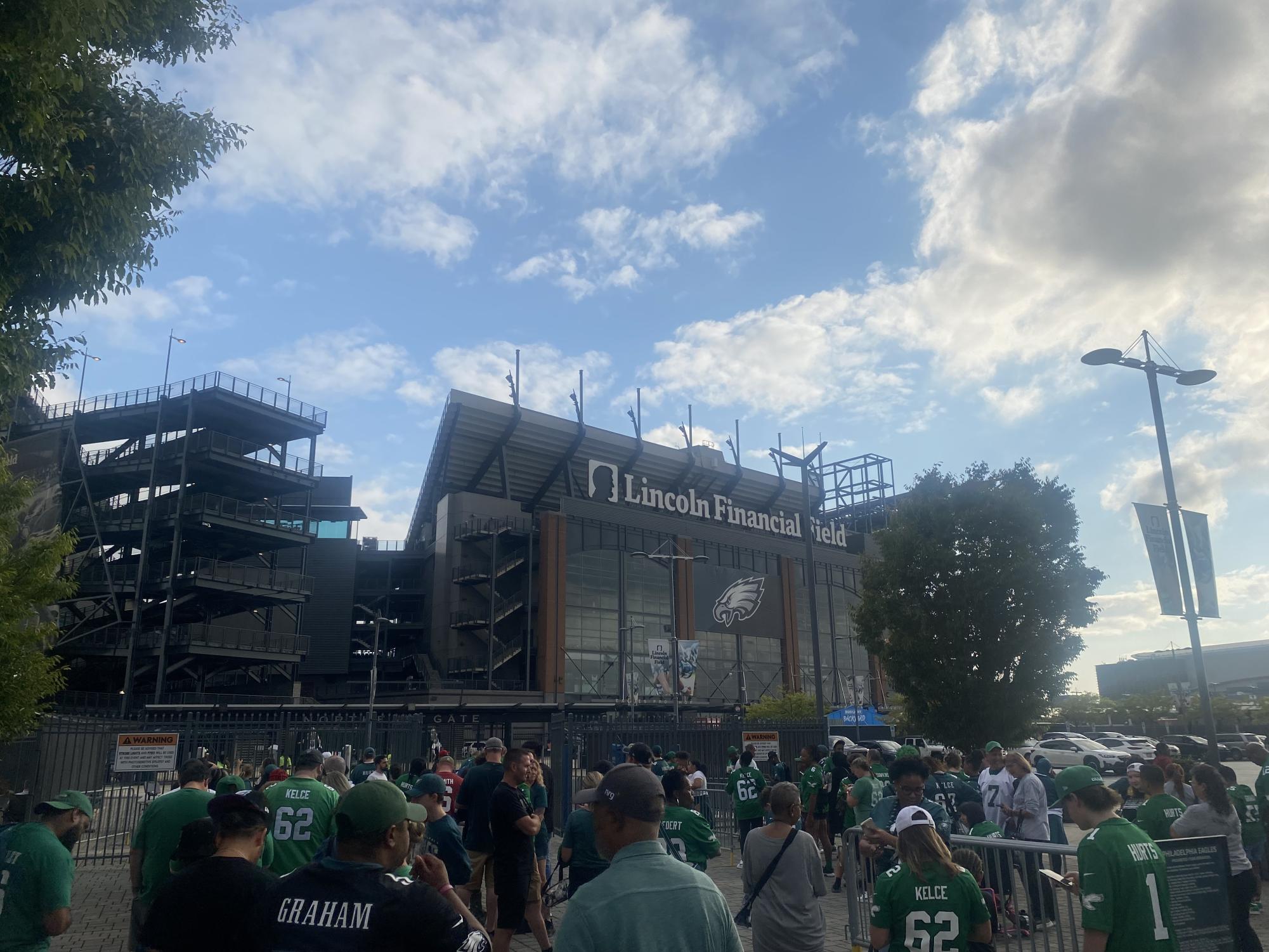 Eagles host watch party to kick off the season