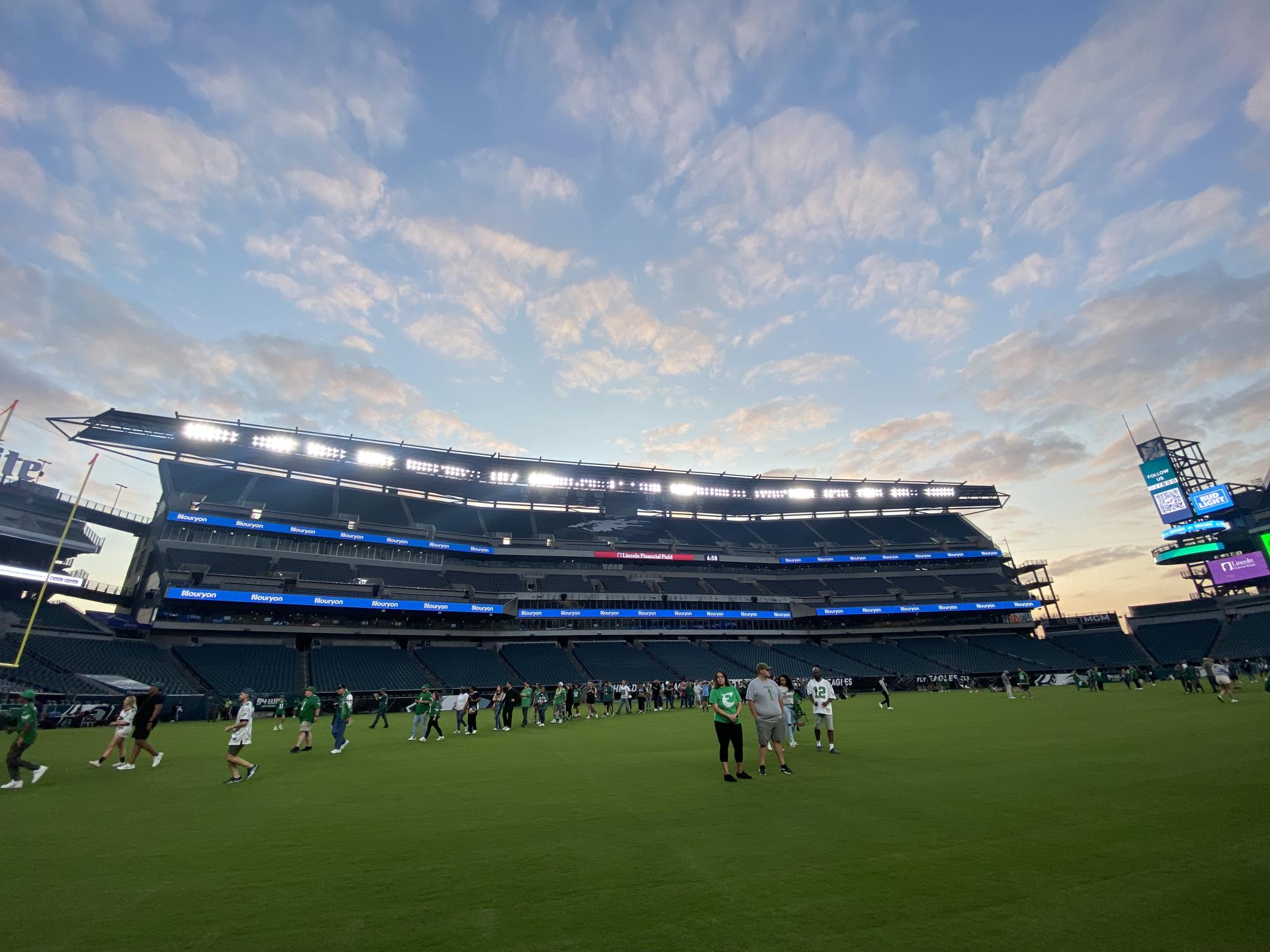 Eagles host watch party to kick off the season