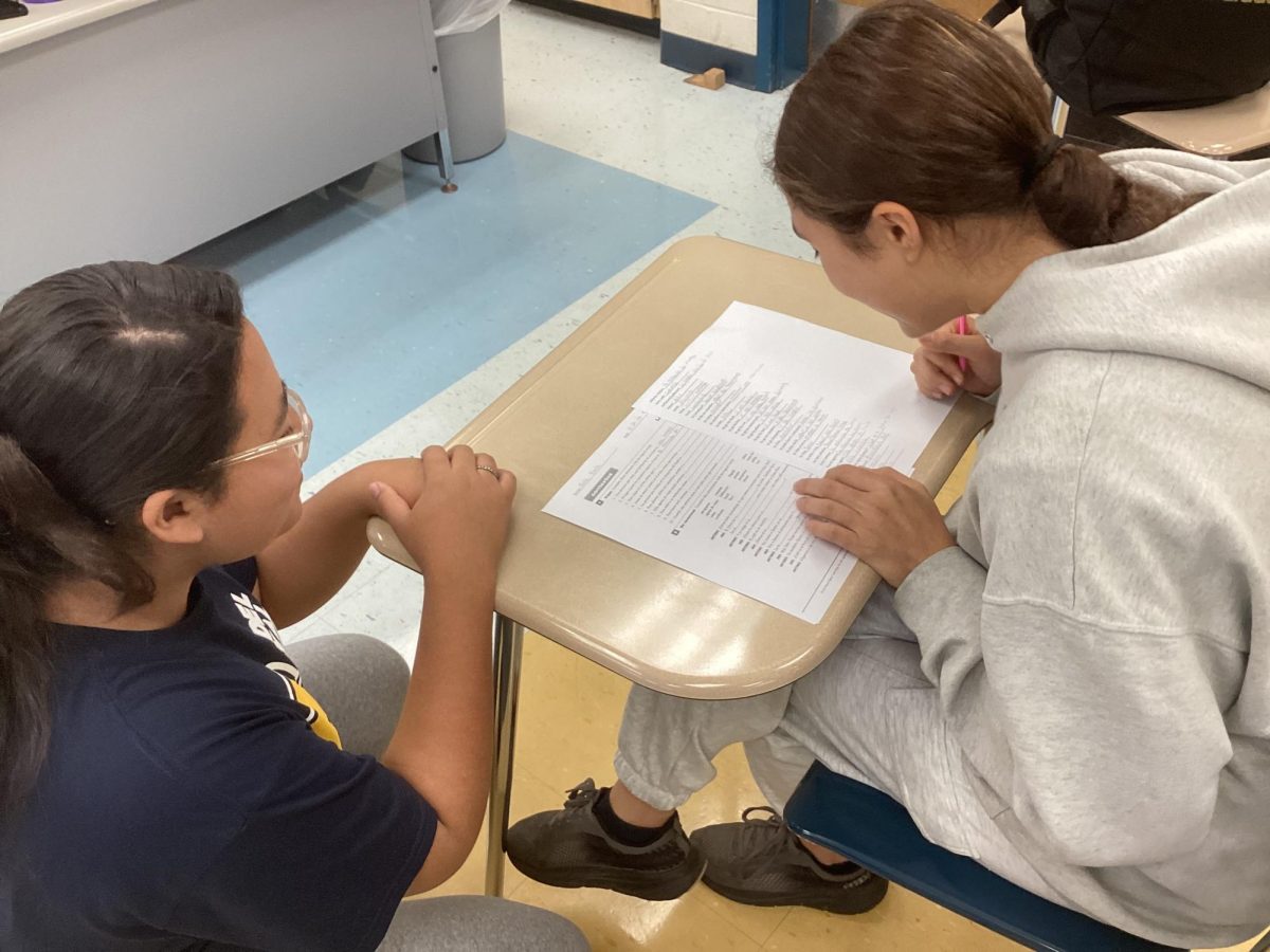 Vanessa Jacinto pushes students to be the best version of themselves through her Spanish tutoring program.