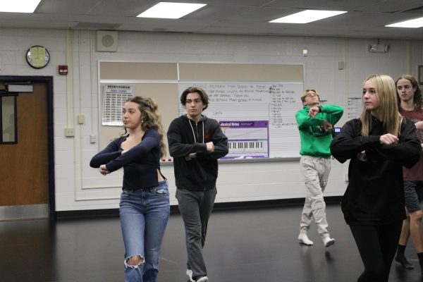 Jocelyn Denné leads the class in a combination. Dance teacher Heather Fleischman has found her to be a huge help in her new position as a TA for the Introduction to Dance Class. “Her role in the class is to lead exercises, to design exercises and to give corrections,” Fleischman said. “She’s just another teacher. She just happens to be a student.”