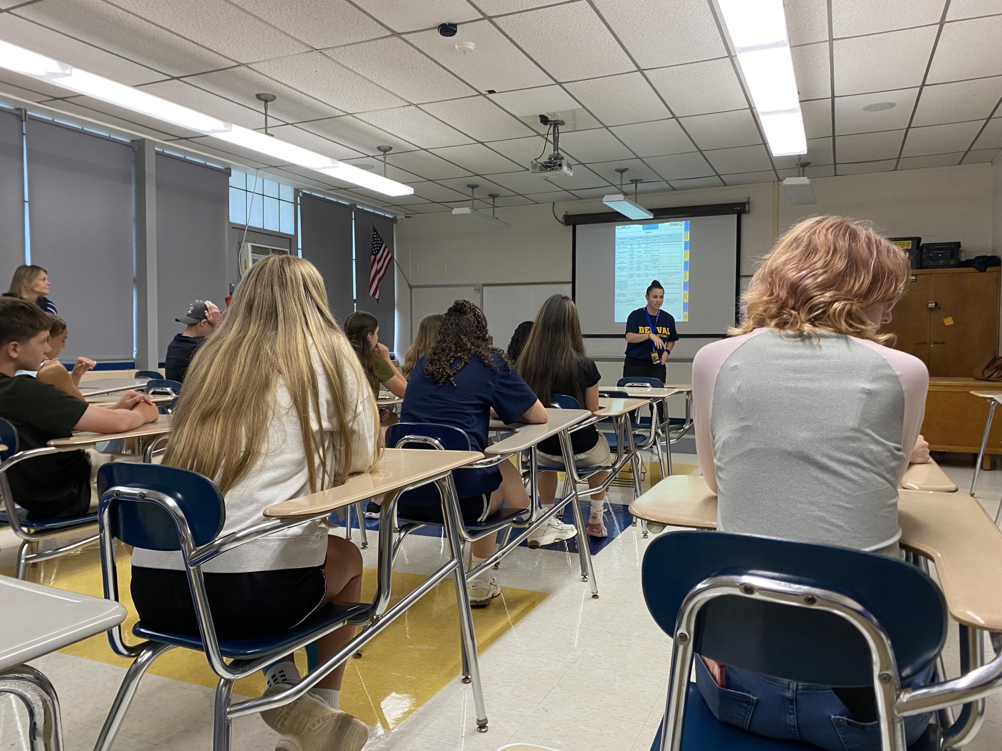 Del Val welcomes class of 2029 with OASIS orientation event