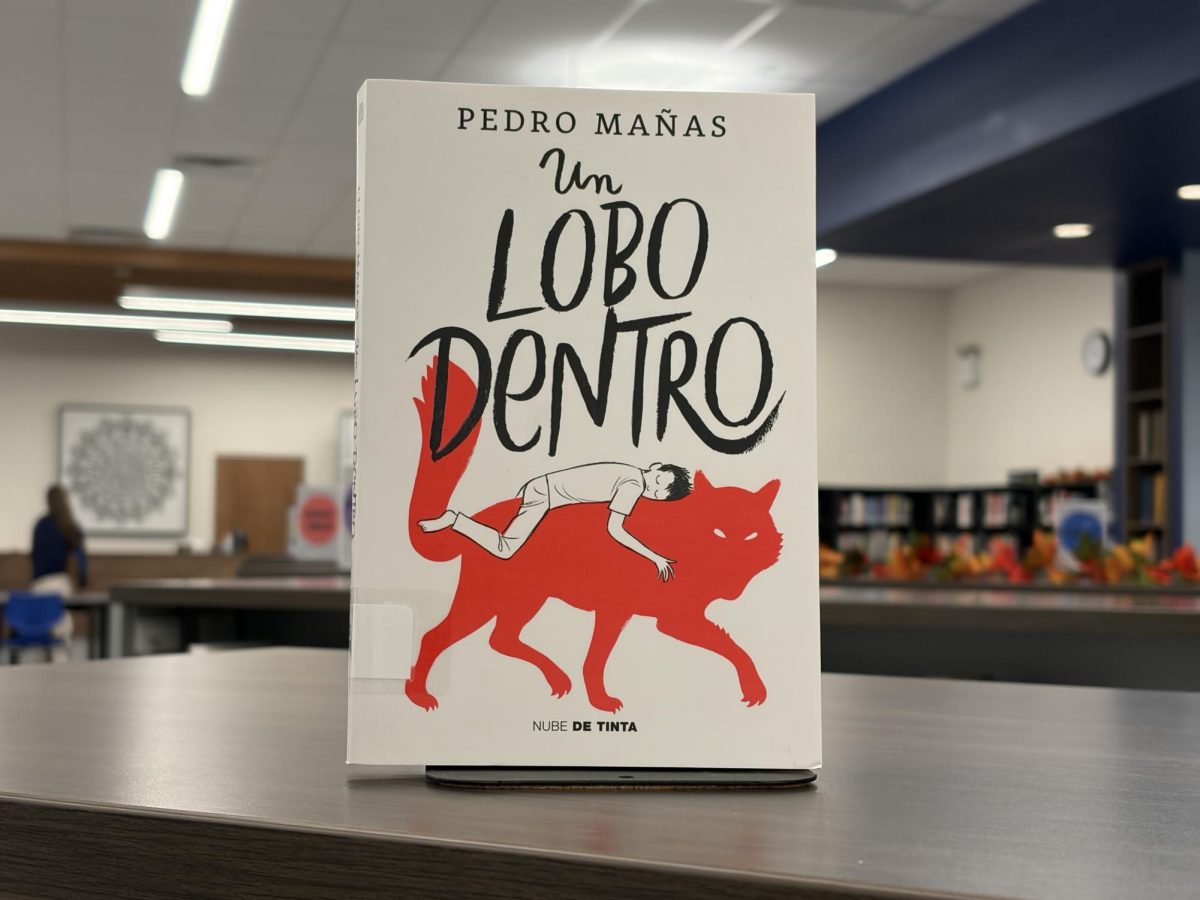 Un Lobo Dentro (The Wolf Inside) escrito por Pedro Mañas 
