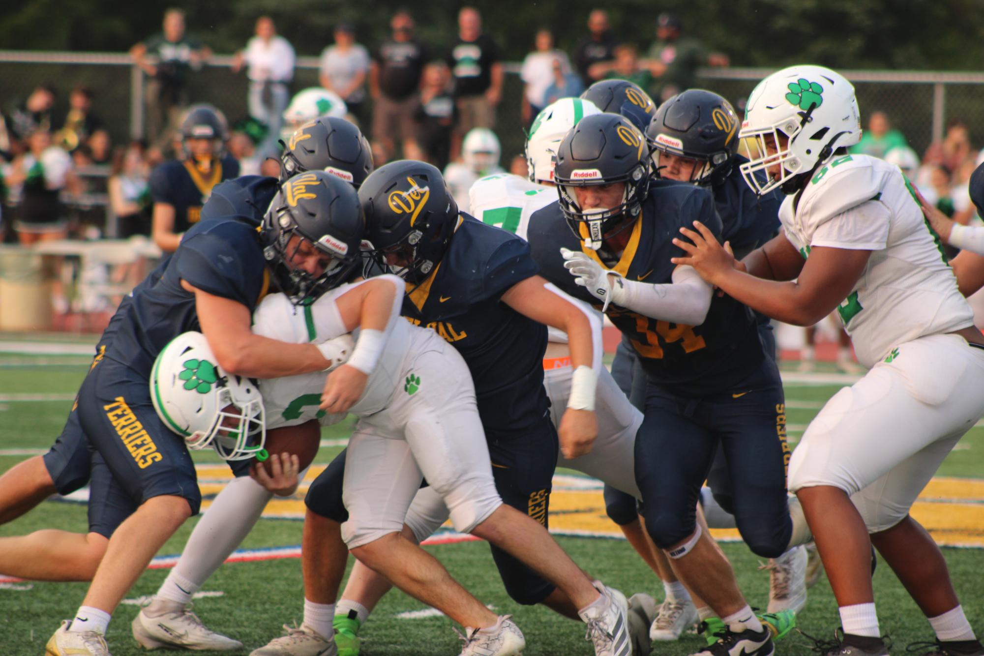 Del Val football shuts out South Plainfield