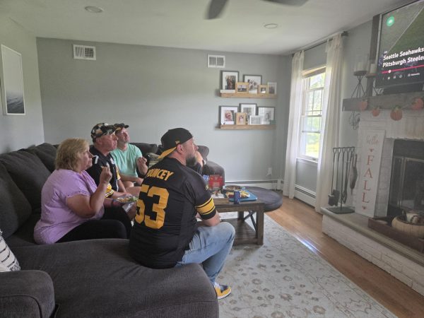 Families all around the country gather on Sundays to watch their favorite team. The Super Bowl has always been a big event for people and their families.