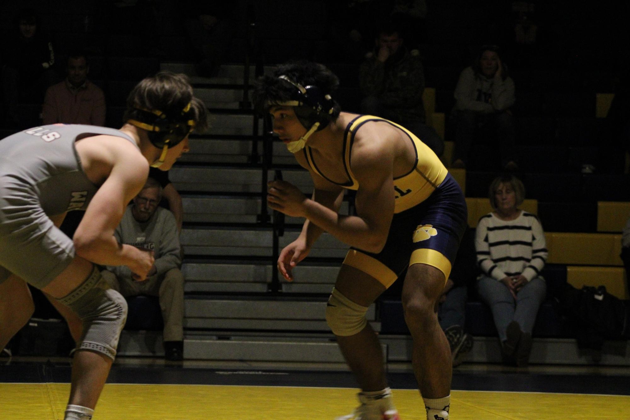 Del Val Wrestling finishes record-breaking regular season