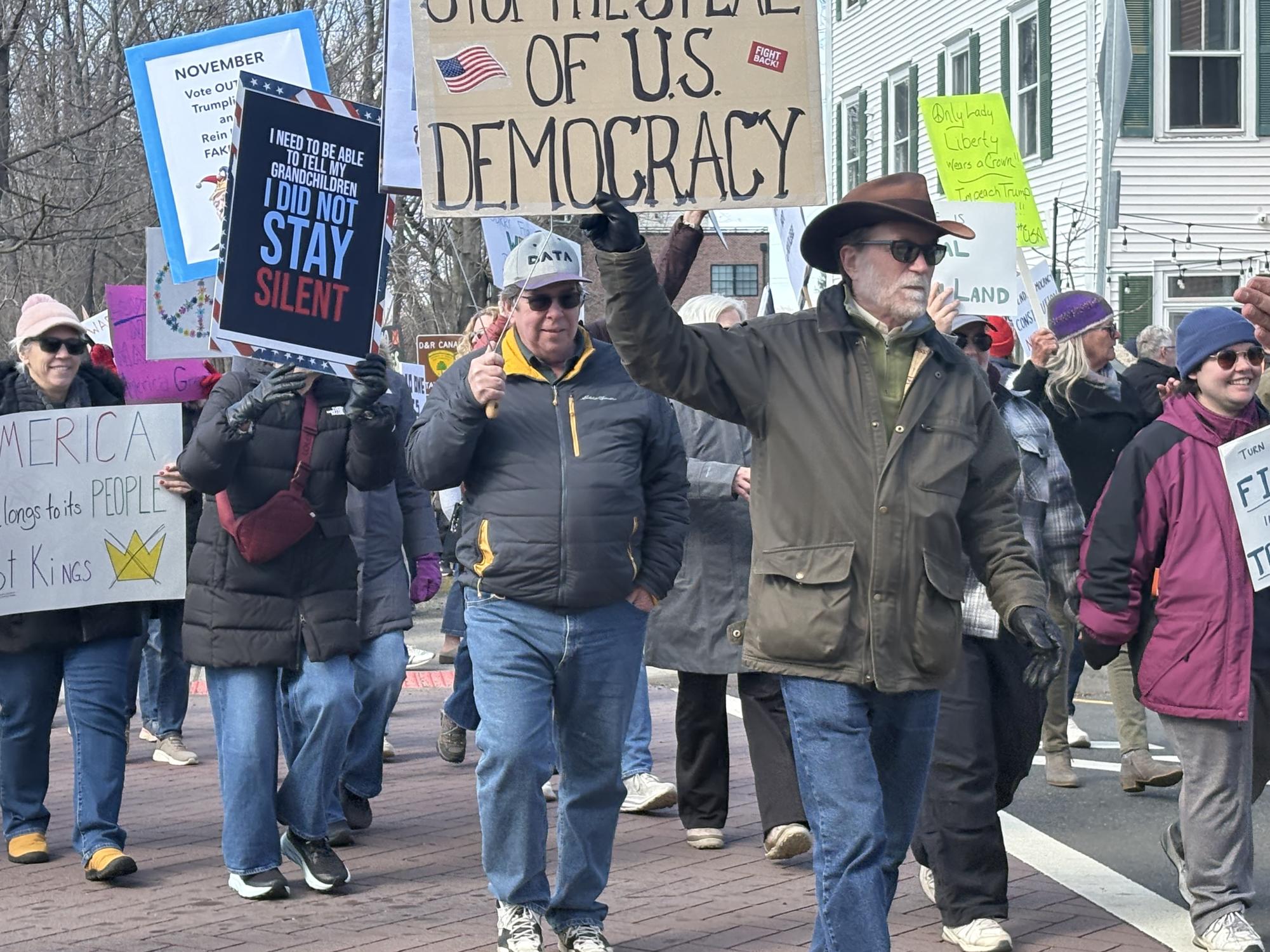 Freshman reporter Amelia Carpenter visited two No Kings protests on Saturday, March 28. While on site, Carpenter spoke with the organizers of the events to learn more about their cause.