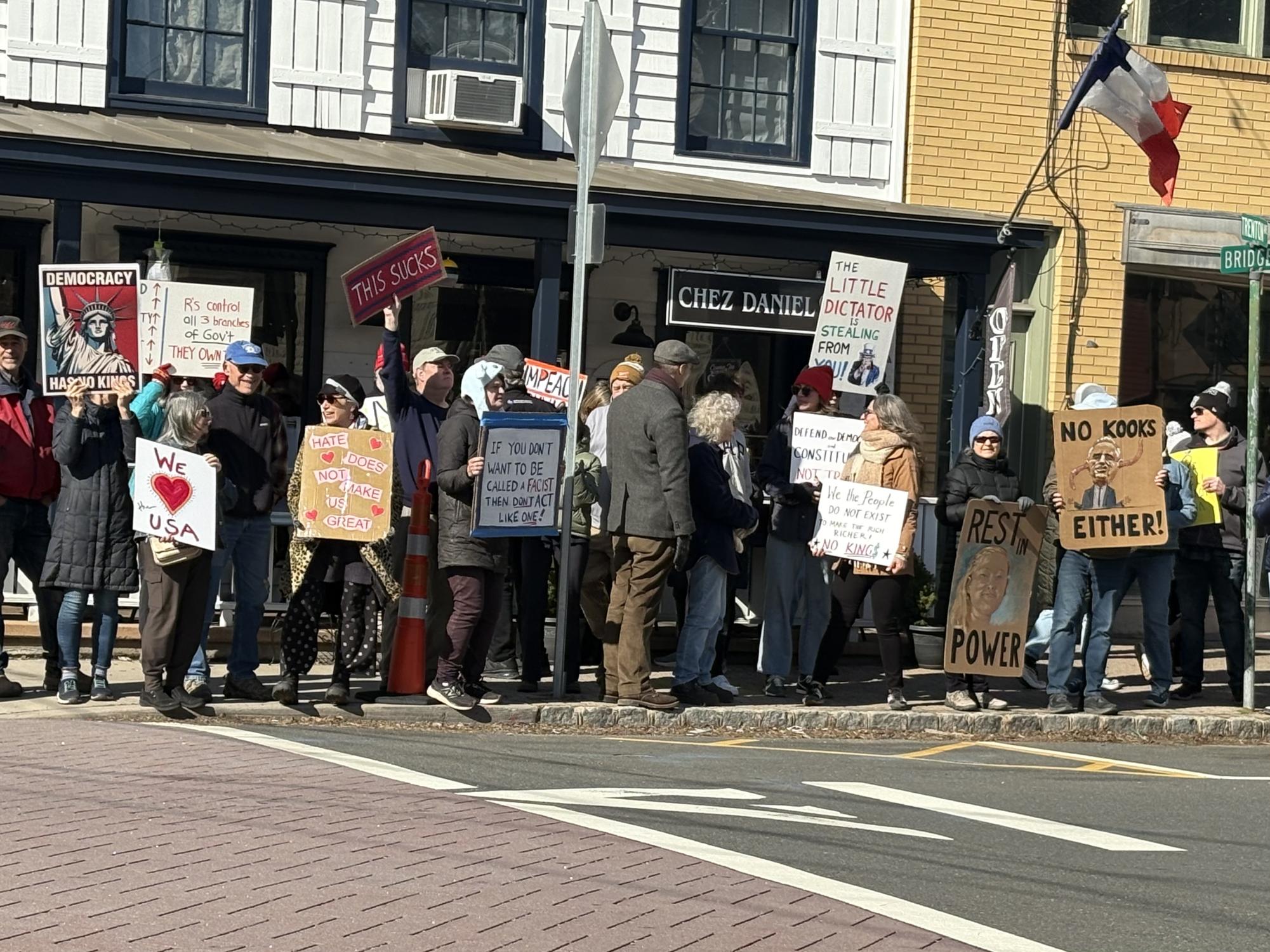 Freshman reporter Amelia Carpenter visited two No Kings protests on Saturday, March 28. While on site, Carpenter spoke with the organizers of the events to learn more about their cause.