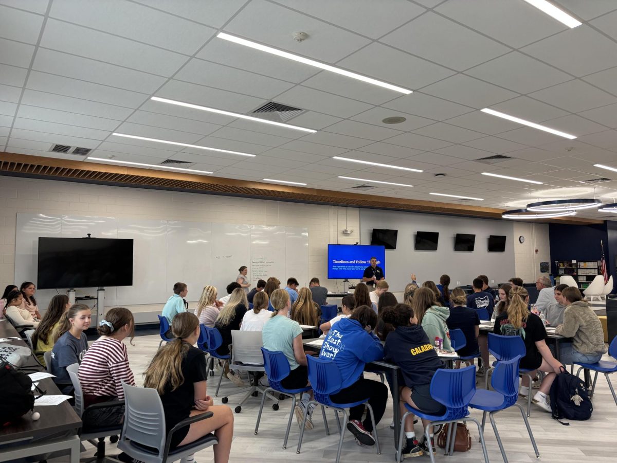 All attendees gather at the beginning of the event for Kays' presentation on leadership.